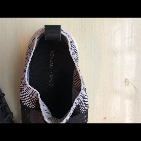 Kendall + Kylie shoes - Picture 4 of 7